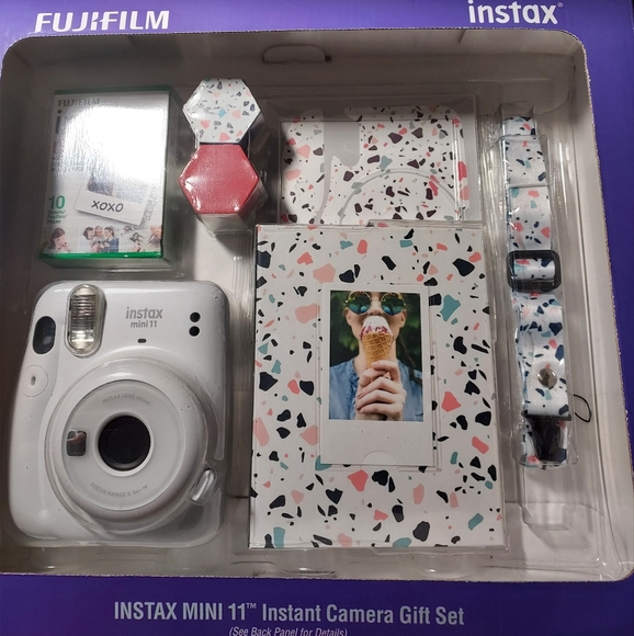 Fujifilm Cameras, Photo & Video Brand New Fujifilm Instax Mini 1